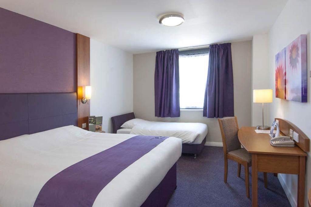 Premier Inn Newcastle - Metro Centre Гейтсхед Стая снимка
