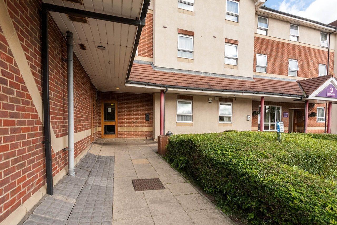 Premier Inn Newcastle - Metro Centre Гейтсхед Екстериор снимка