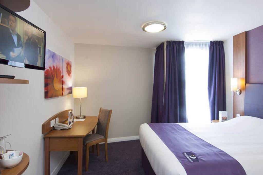 Premier Inn Newcastle - Metro Centre Гейтсхед Екстериор снимка